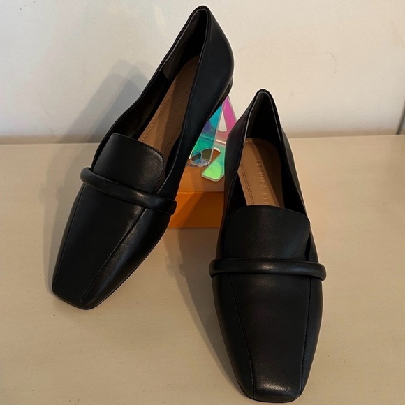 Veronica Beard Shoes - ✨VERONICA BEARD Black Leather Flats-loafer~Size 8.5